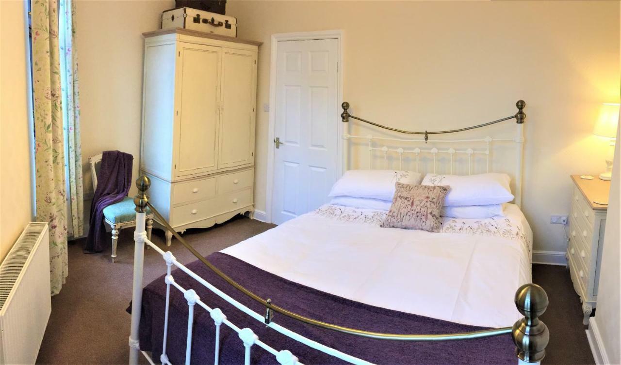 Browns Holiday Cottage Filey Εξωτερικό φωτογραφία